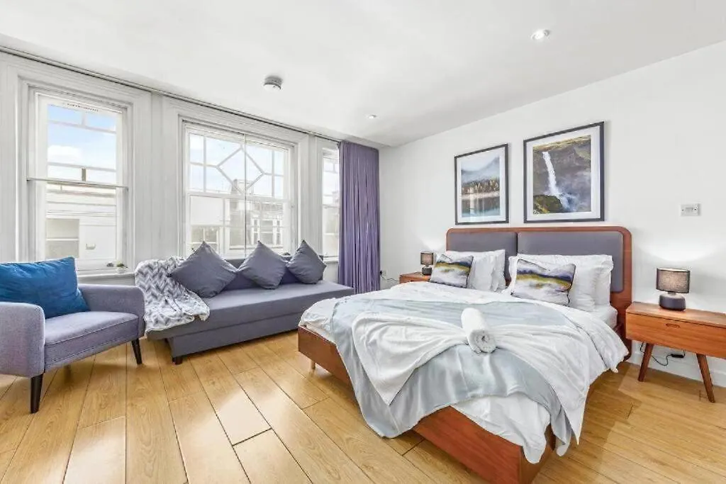 1 Bedroom Flat Piccadilly Sleep 7 In London Vr10-1