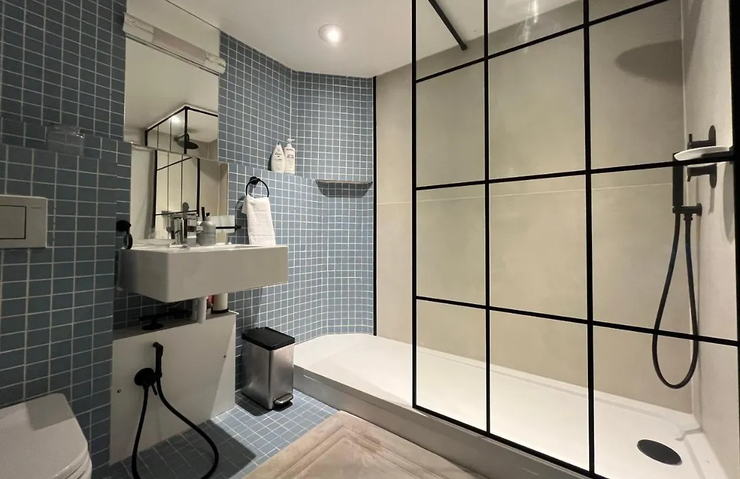 Hyde Park Suite - One Bedroom-1
