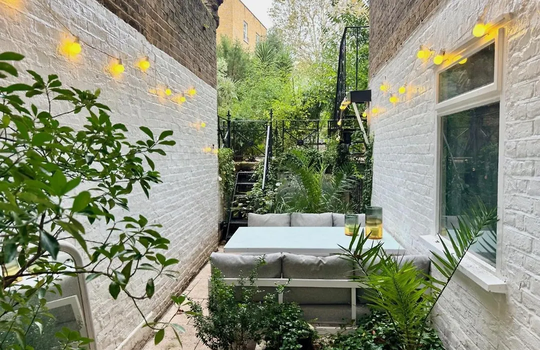 Beautiful 2 Bed Flat In South Kensington-1