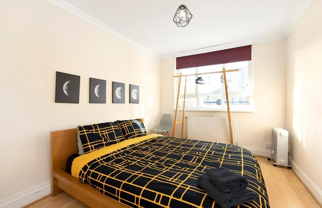 Flat Near Angel St City University & Tube- Mac 1-1