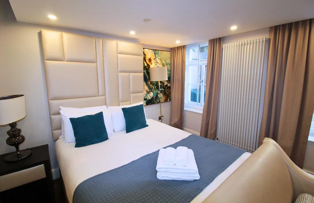 Baker Street By Viridian Apartments-1