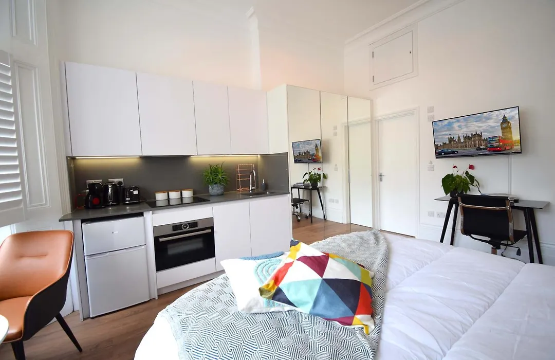 Kensington Studios-1