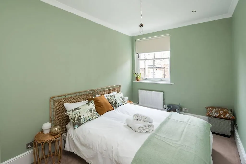 Westbourne Gardens Rentals-1