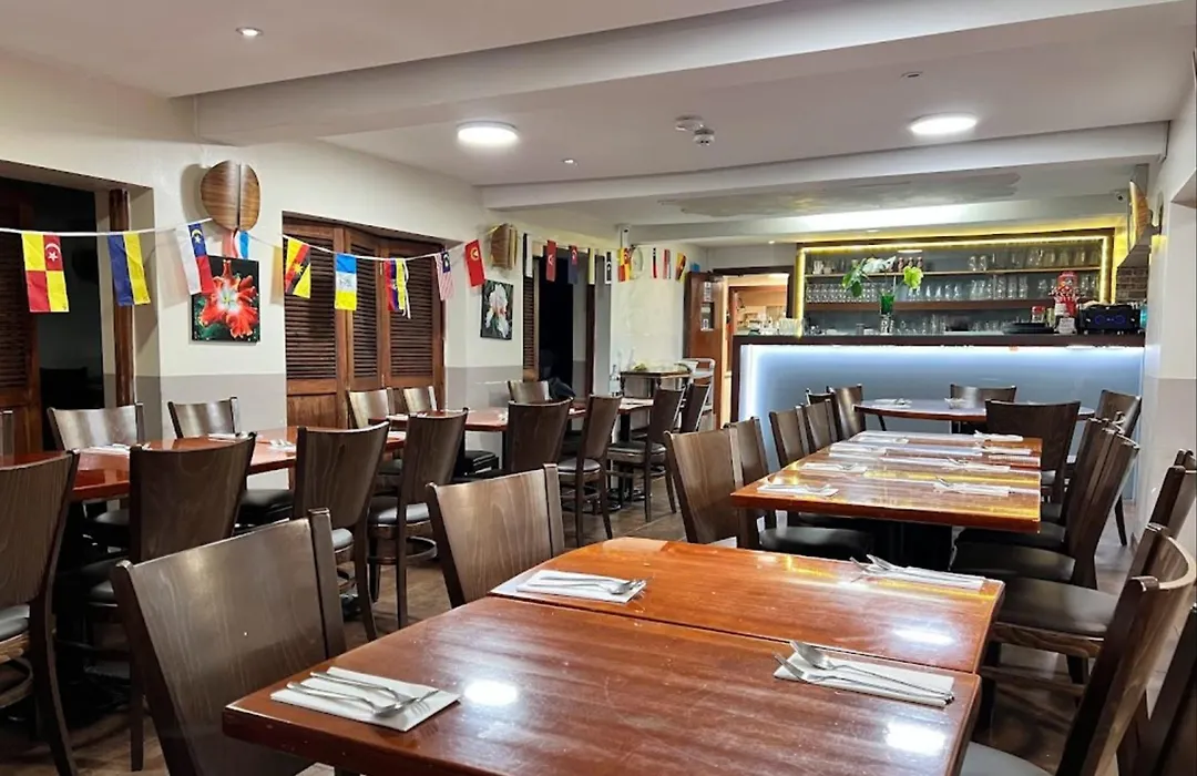 Luxurious 1-Bedroom Penthouse In Marble Arch 71-1