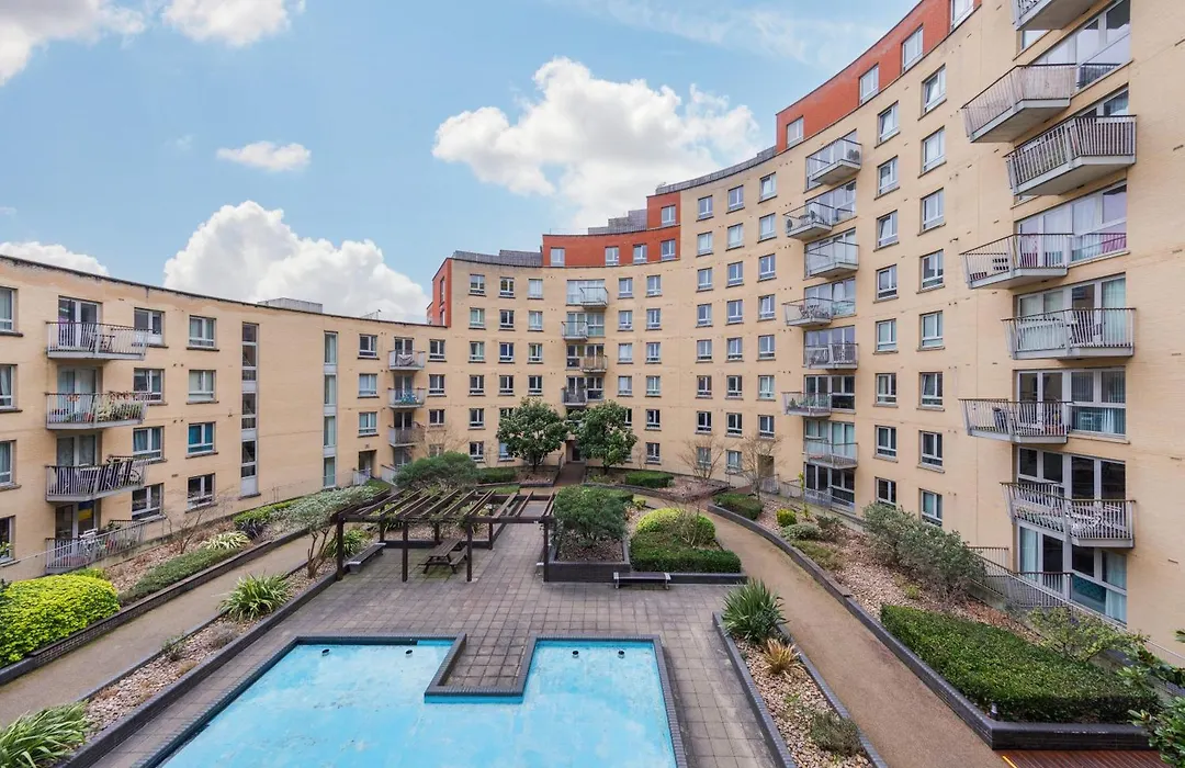5-Star Kings Cross Home With Gym - Central London-1