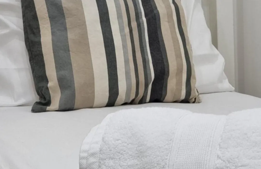 Brand New Flat Close To Turnpike Lane Tube Station-1