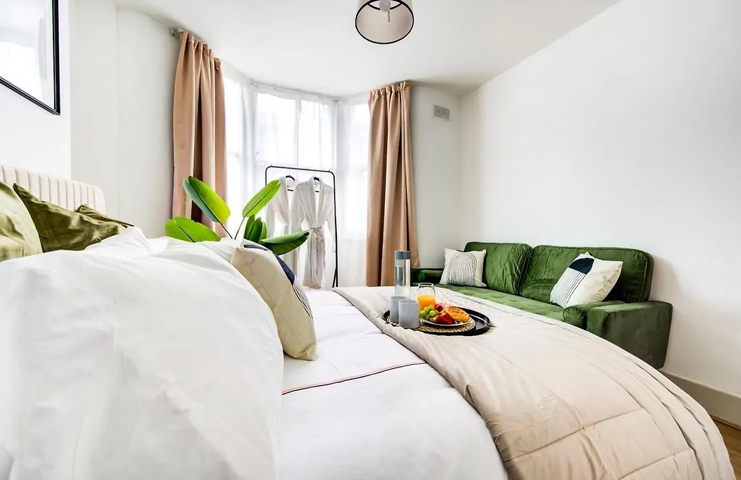 Heart Of Hackney - 2Bed Garden Flat Sleeps 6-1