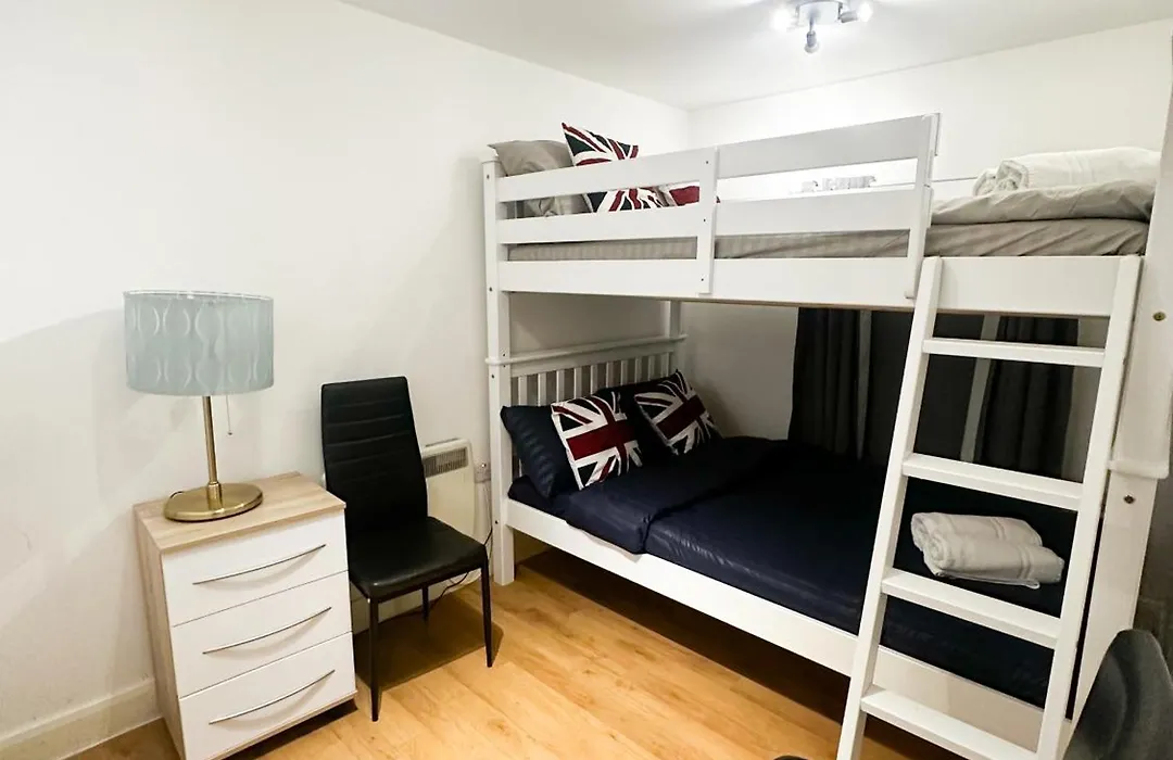 Fernando Flats-1