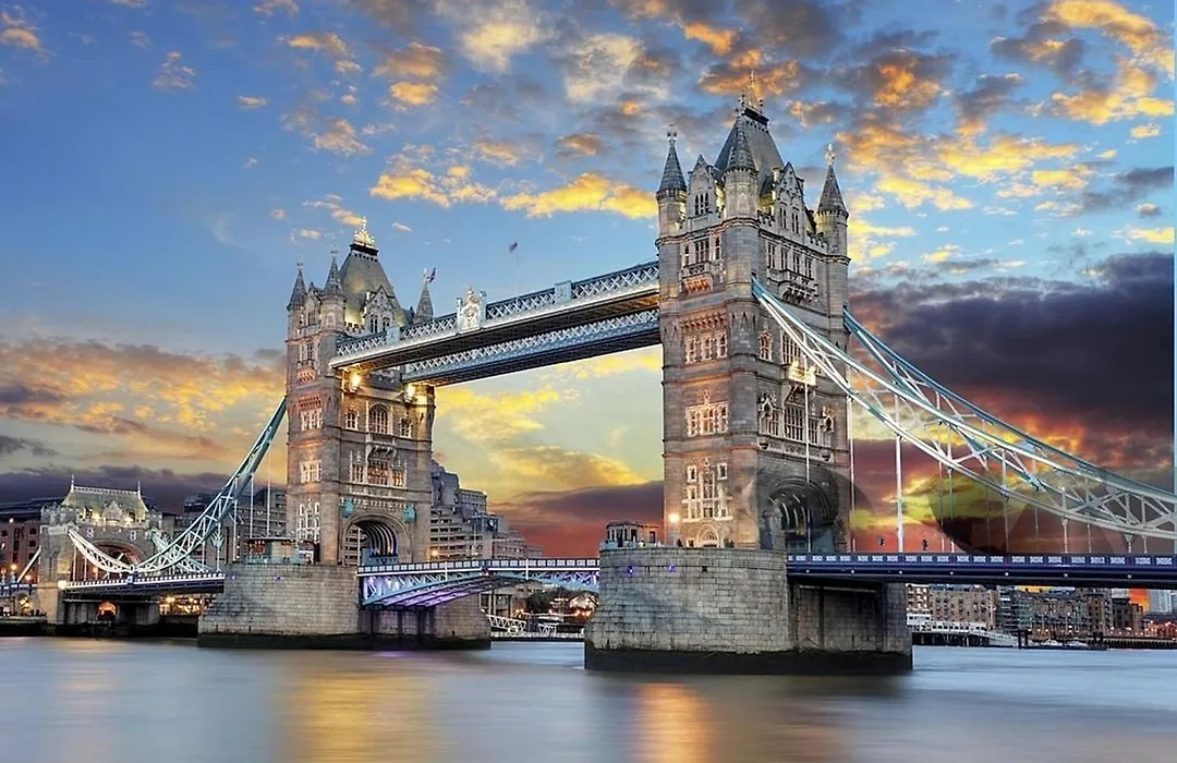 Modern Serviced 3-Bedroom Flat In East London-1