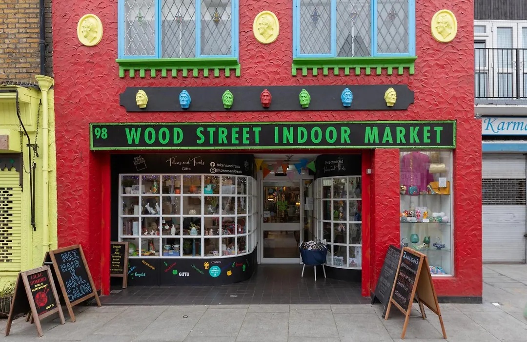 Stylish 2-Bedroom Flat In Walthamstow-1