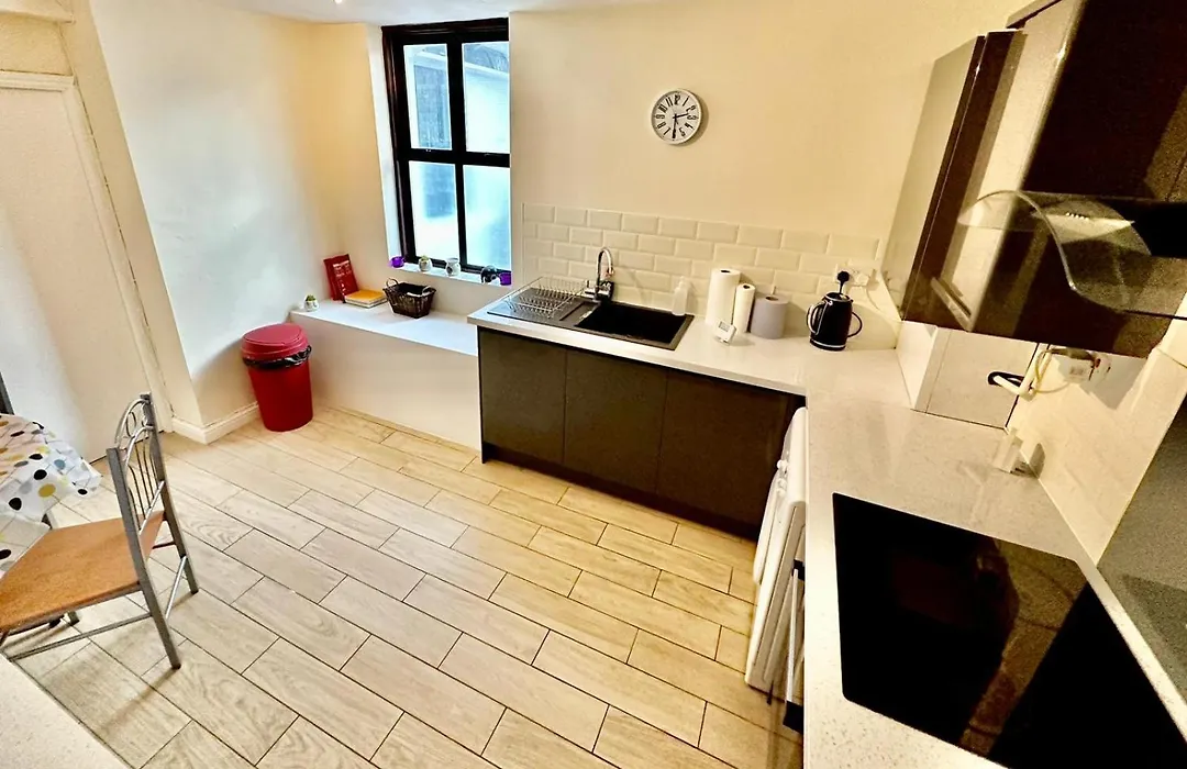 Stay In Whitechapel Apartment-1