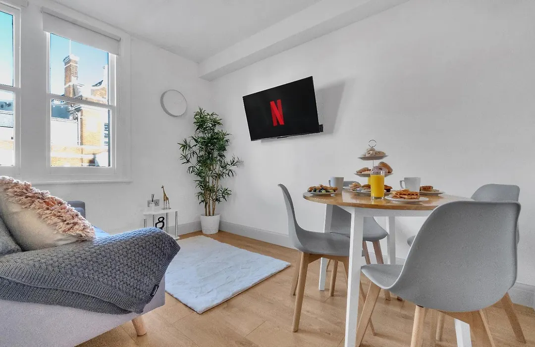 Homely - West London Apartments Putney-1