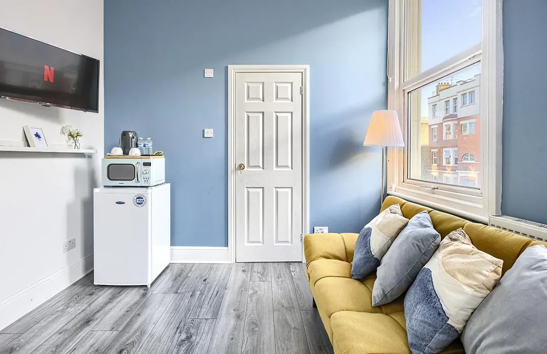 Hackney Central Deluxe Apartment-1