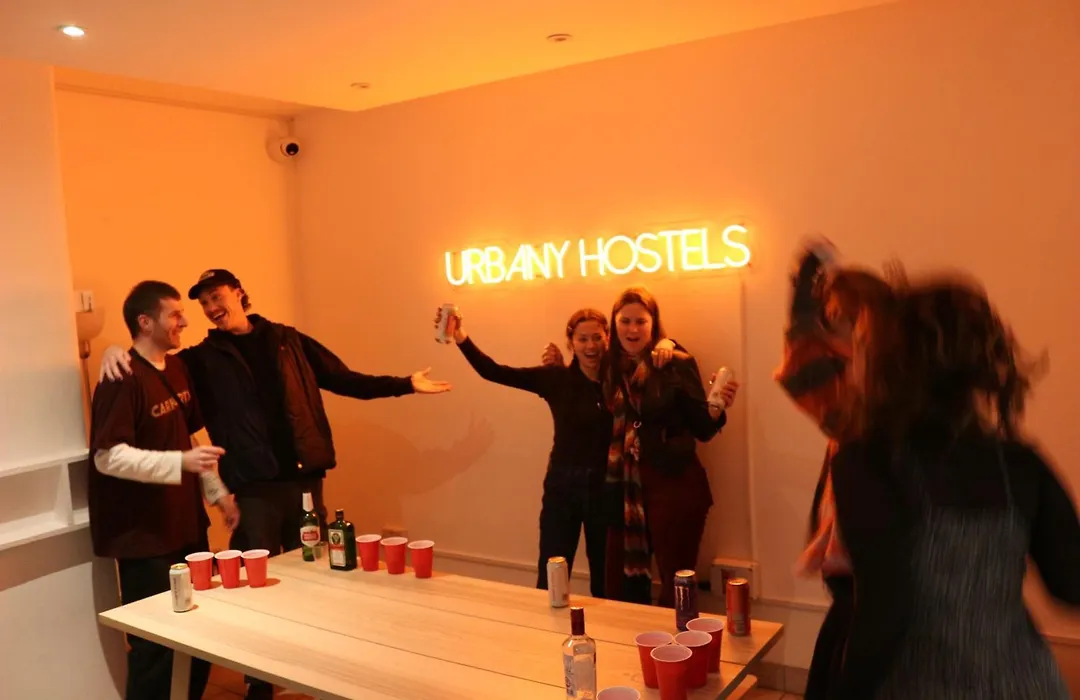 Urbany Hostel London 18-40 Years Old-1