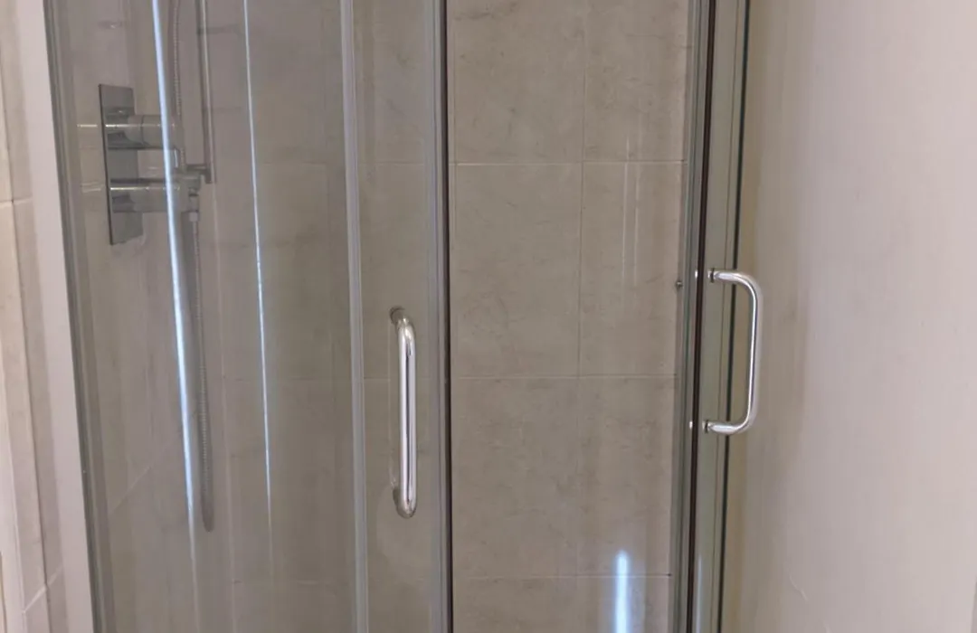 Central And Peaceful Room With Your Own Bathroom-1