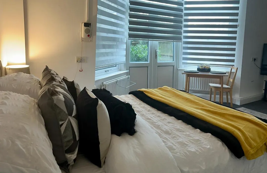 Streatham Studio-1