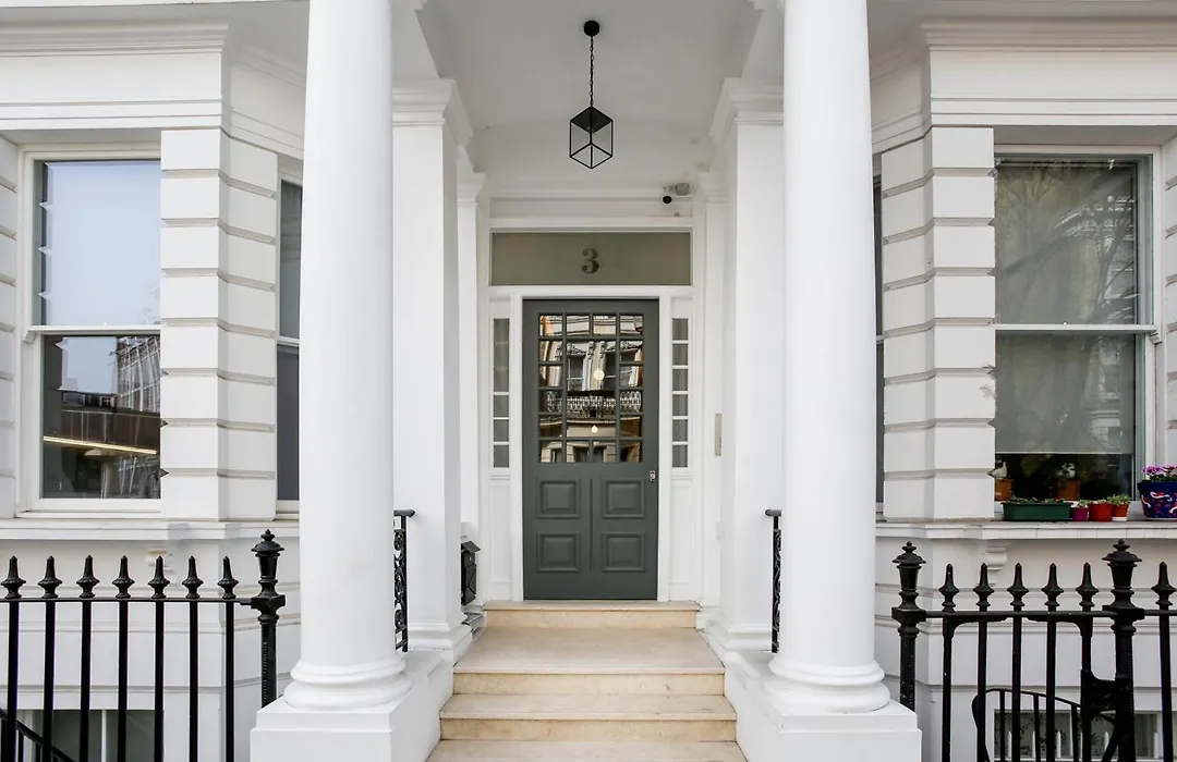 Stayprime Kensington Serviced Apartments-1