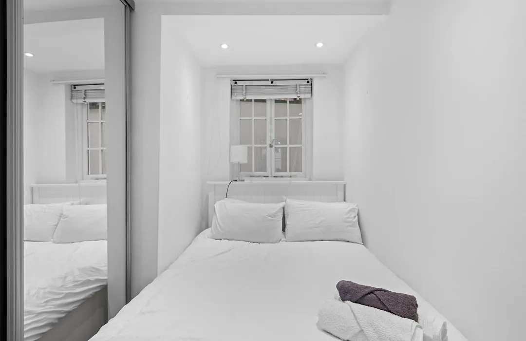 Londwell, Sloane Square Gem, Private Terrace Suite-1