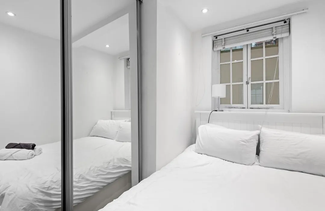 Londwell, Sloane Square Gem, Private Terrace Suite-1