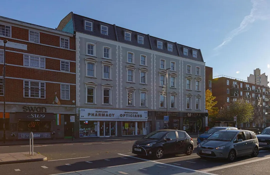 221 Clapham Road Apartments-1