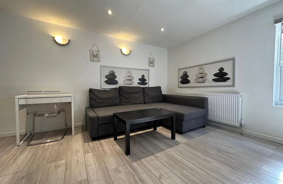 Stunning Flats Edgware Road Central London-1
