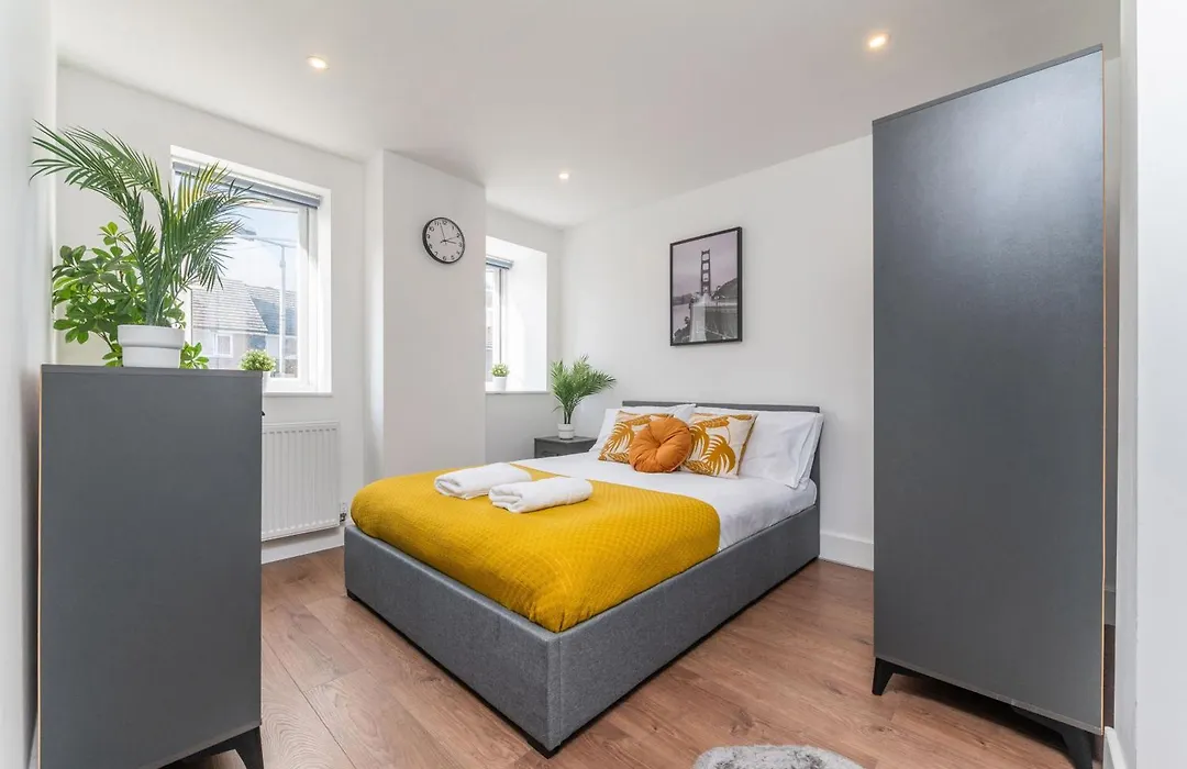 Fantastic London Home, 2 Bedrooms 2 Bathrooms - Next To The Us Embassy & Nine Elms Station-1