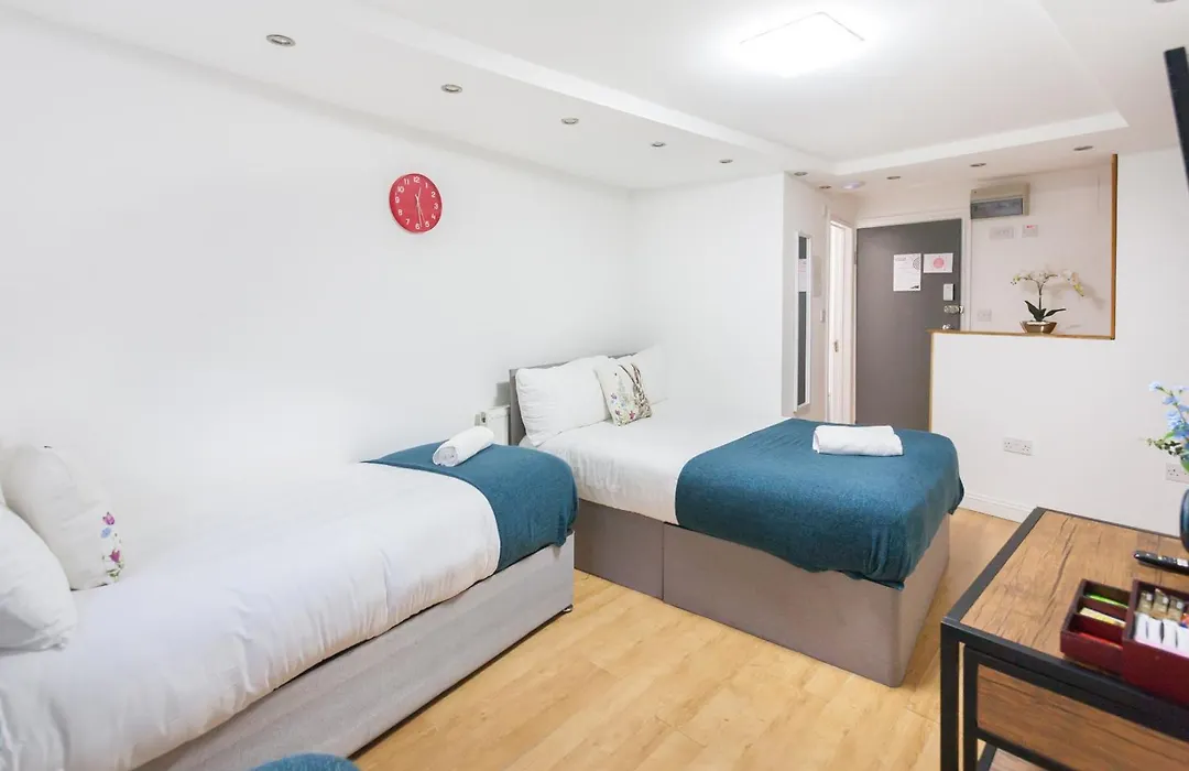 Holloway Apartments-1