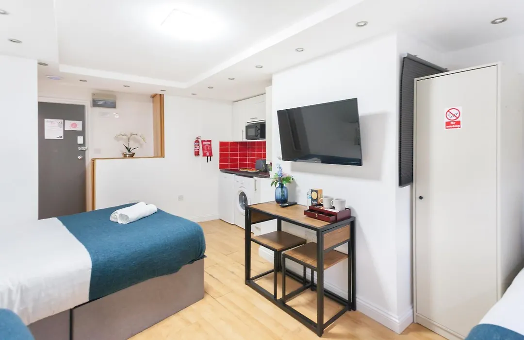 Holloway Apartments-1