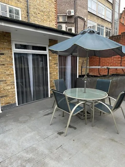 Stylish Entire 2Bed Apartment-1