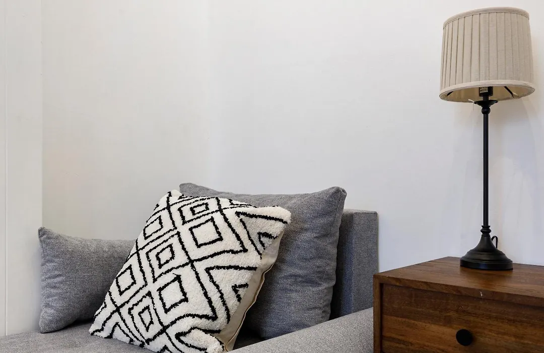Rose Suite Camden Town 3 Bedroom Sleeps 11-1