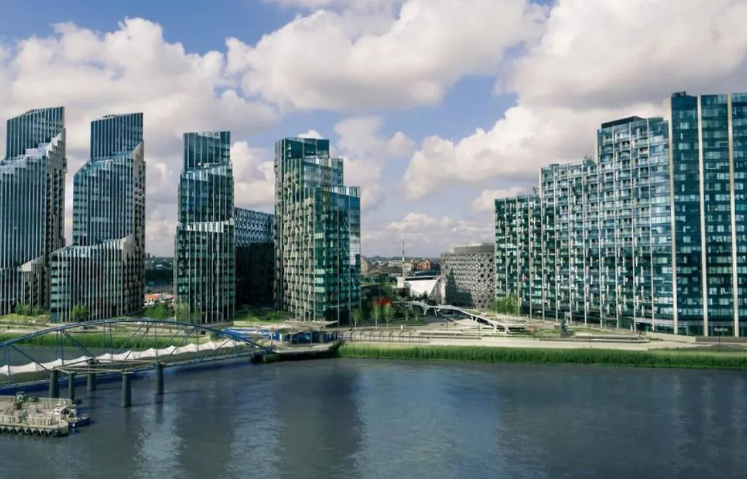 O2 Greenwich Central City Stays-1
