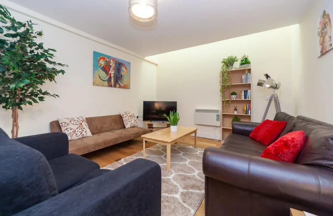 Characterful 2 Bedroom Apartment In Brixton-1
