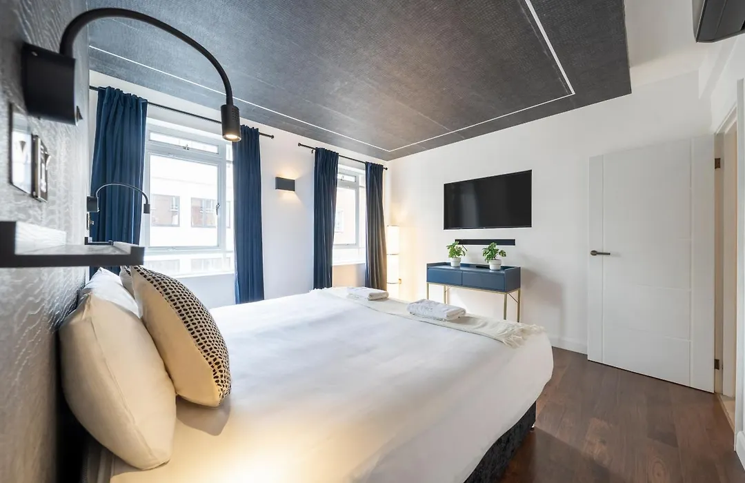 Stay At Whitfield Street-1