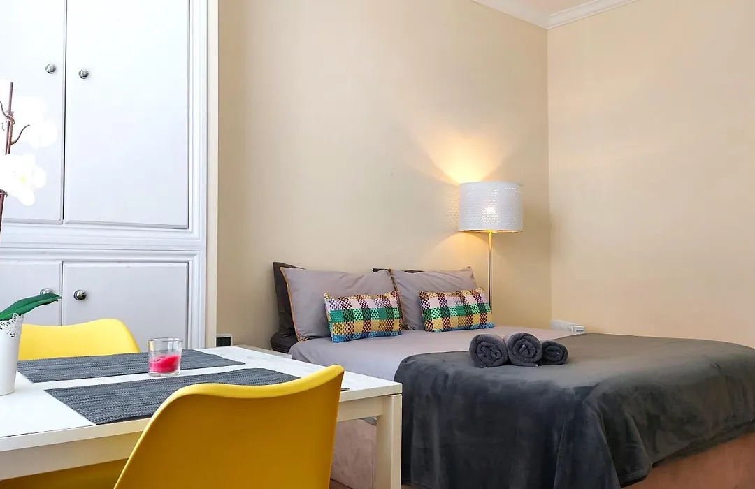 Fine Studio Flat - Shepherds Bush-Notting Hill-1