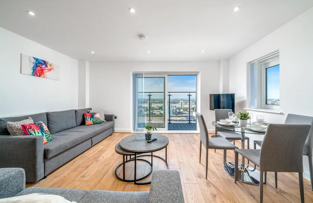 Skyvillion: Riverside Apartments with City Views-1