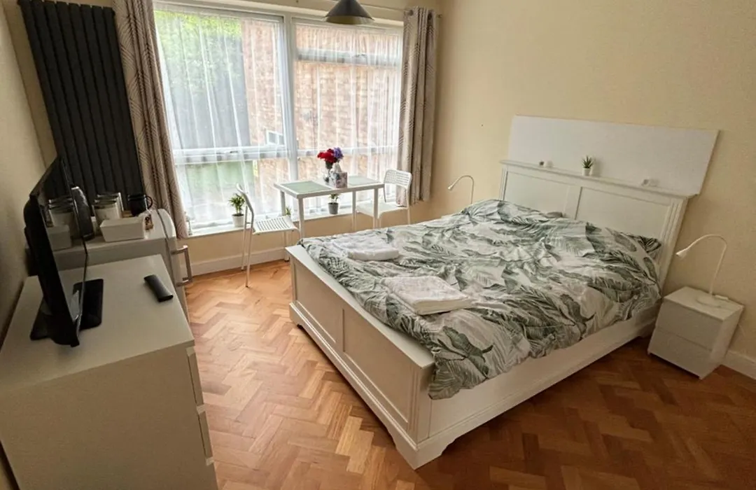 Wembley Stadium Large Double Room-1