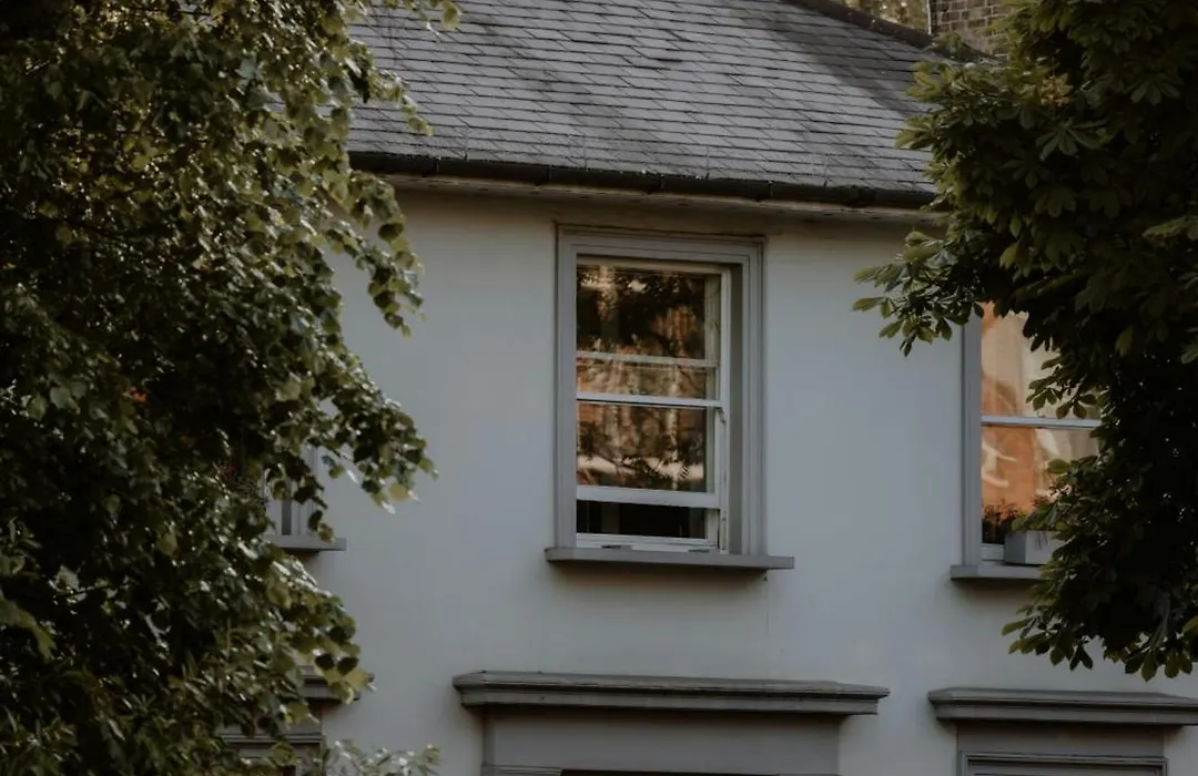 2 Bed Flat In St Johns Wood-1