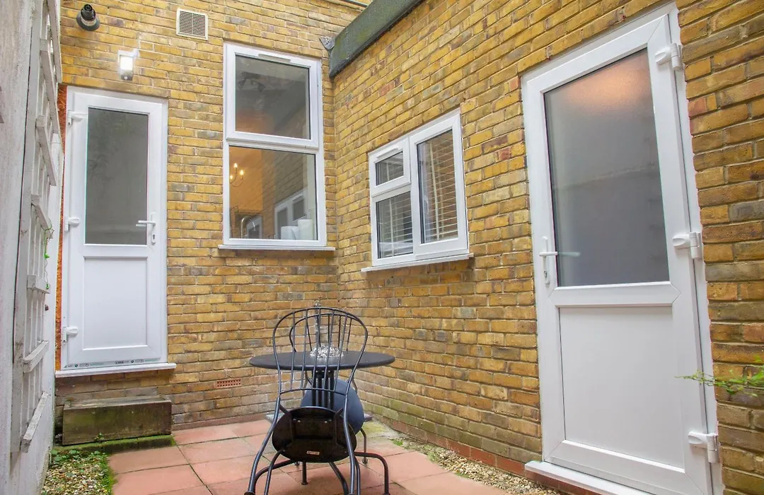 Central London Apartment - Great Location-1