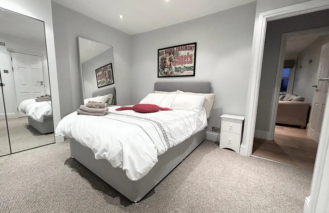 Victorian Modern Two Bedrooms Flat In West Kensington With London Skyline View-1