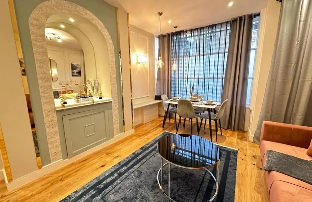 F1- Stylish 1 Bed Flat Near Edgware Road-1