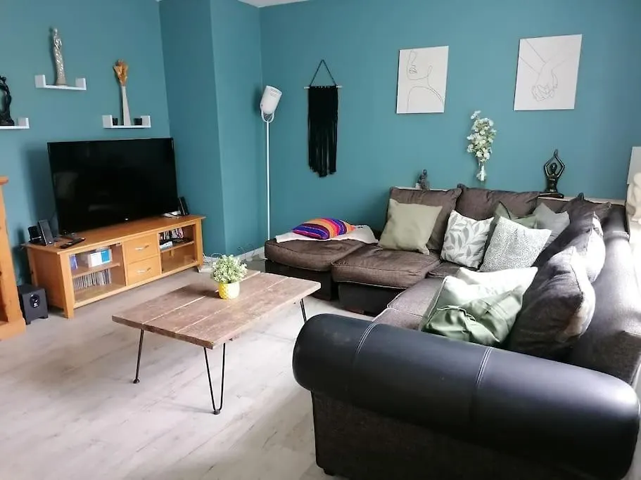Creekside Apartment-1