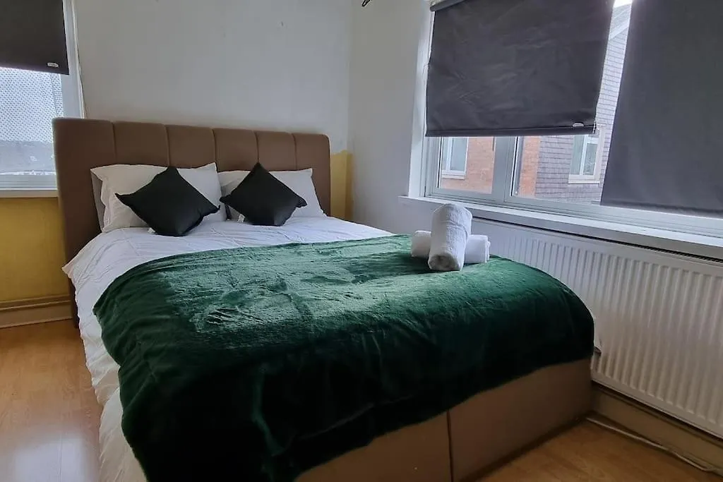 Entire Flat In London Alexandra Palace-1