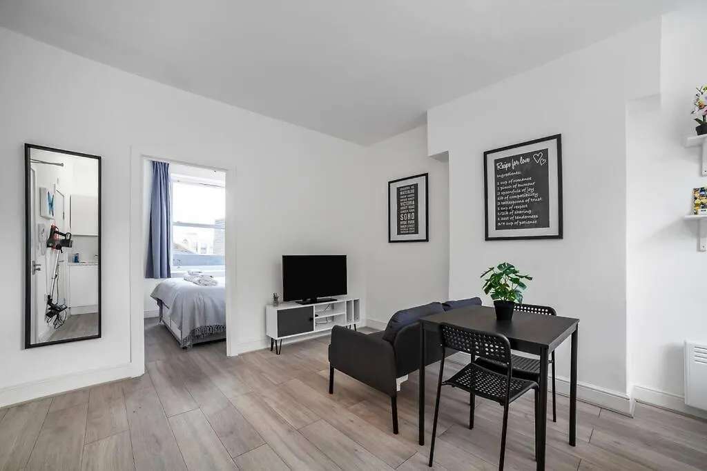 Excellent Location 1 Bed Flat By Tower Bridge-1