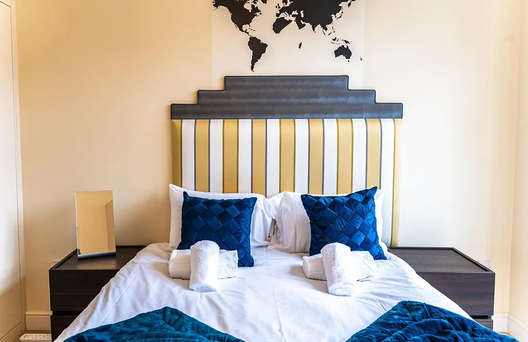 Premium 3Br-3Ba In Prestigious Bloomsbury-1