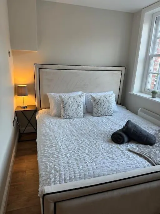 The Fun And Fancy Flat-1
