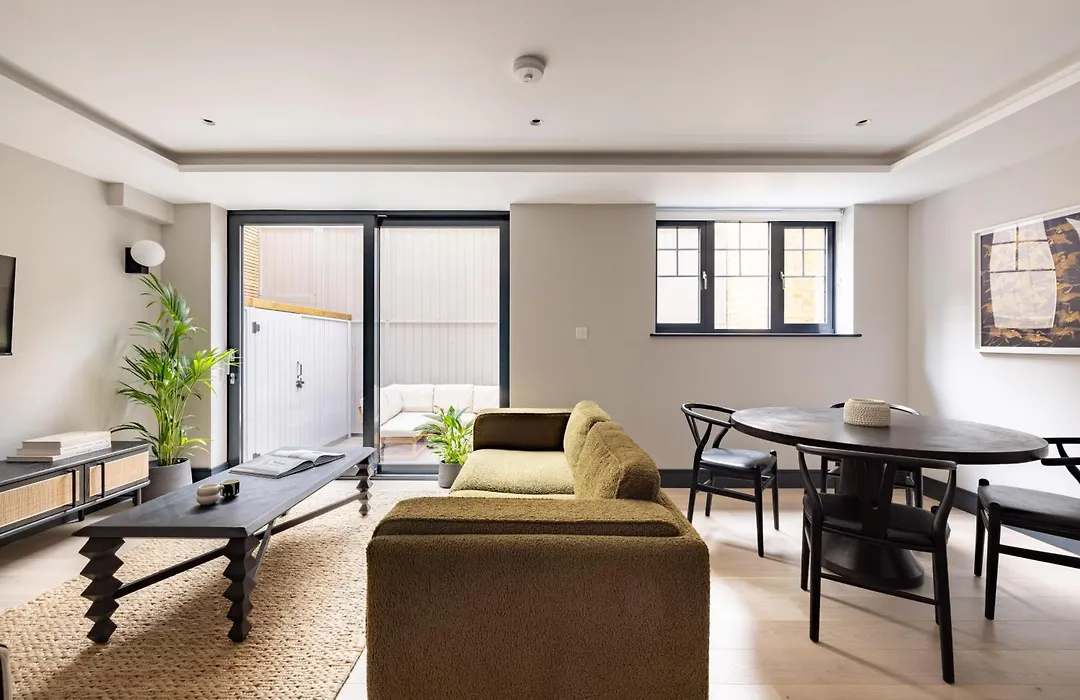 Covent Garden Apartments-1