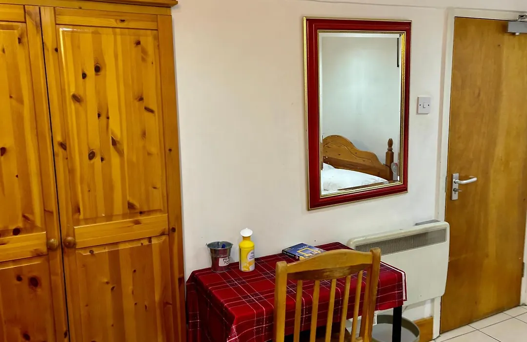 Stay In Bloomsbury-1