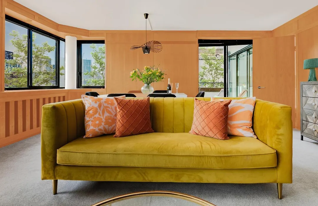 Divine Views From A Breathtaking Luxxe City Penthouse For A Gracious Life Style-1