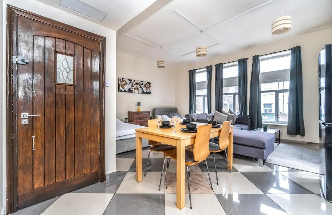 Large Studio By Finsbury Park-1