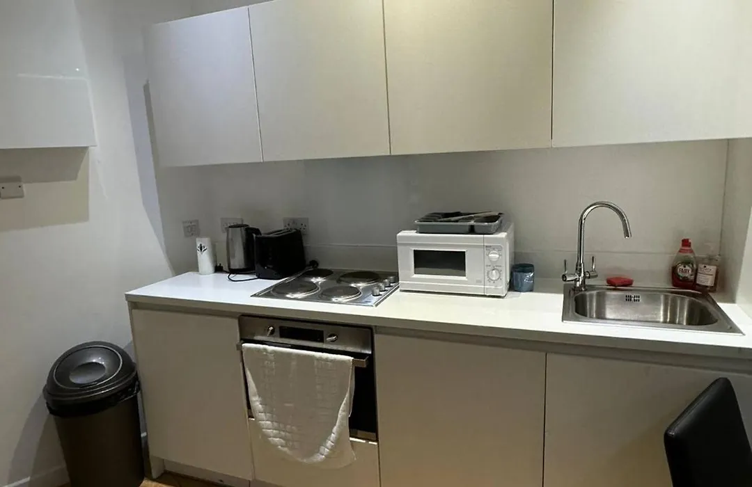 Classic Studio For 4 In Piccadilly Soho Central London Vr3-1